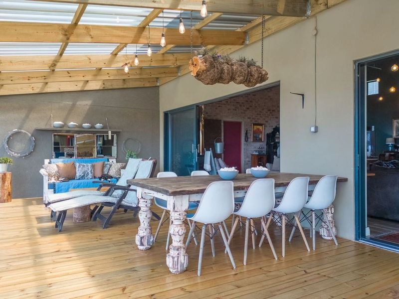 House For Sale in Victoria Bay - Photo 9