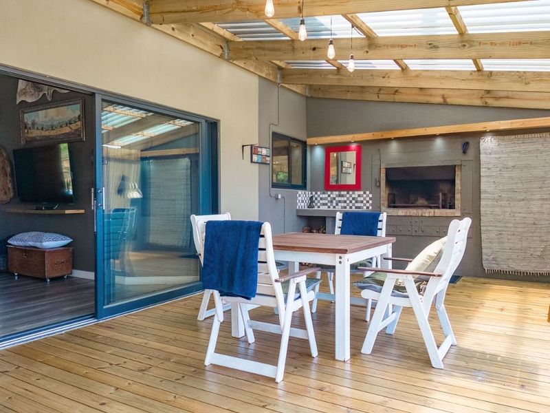 House For Sale in Victoria Bay - Photo 8