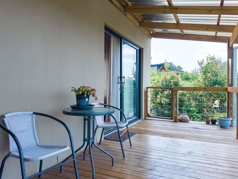 House For Sale in Victoria Bay - Photo 5