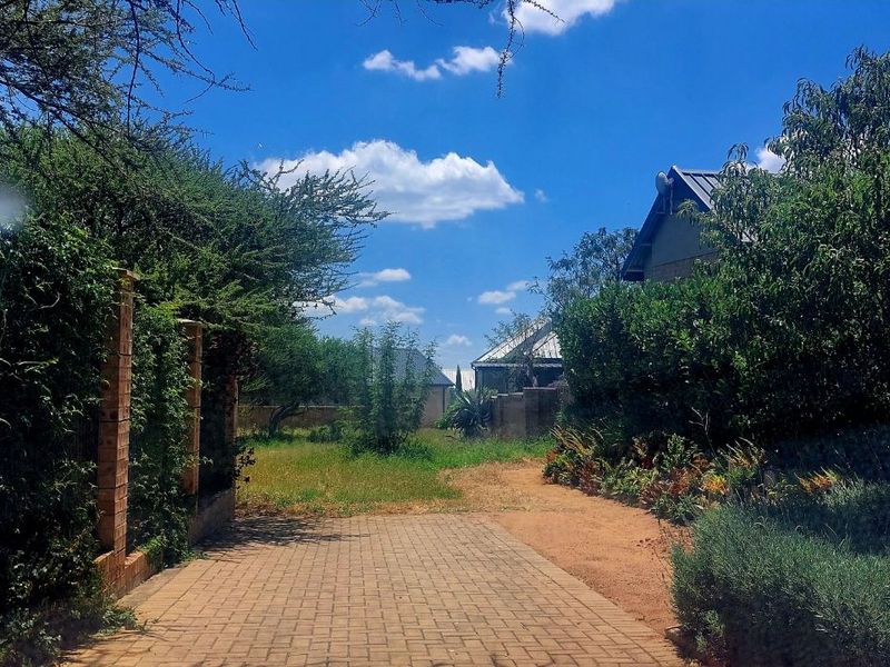 Vacant Land Residential For Sale in Bendor - Photo 3