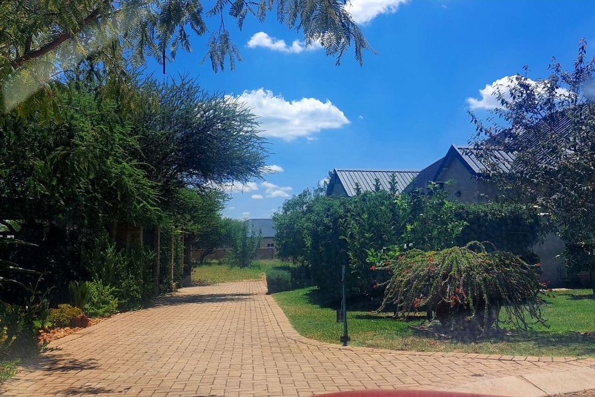 Vacant Land Residential For Sale in Bendor - Photo 2