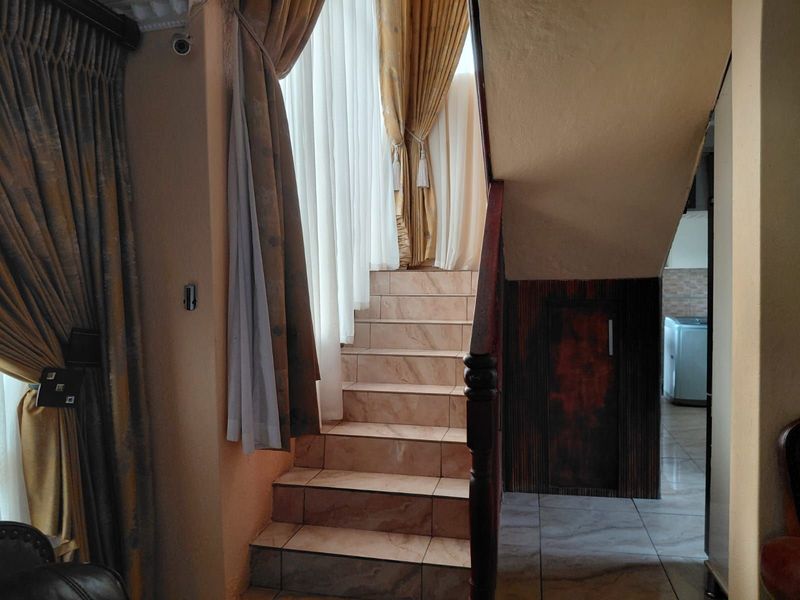 House For Sale in Mahlako-a-phahla Gardens - Photo 10