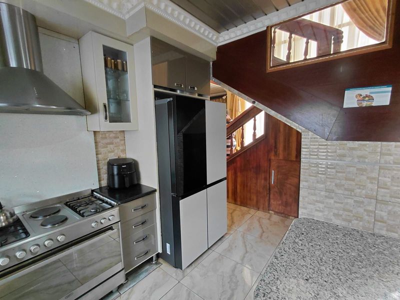 House For Sale in Mahlako-a-phahla Gardens - Photo 5