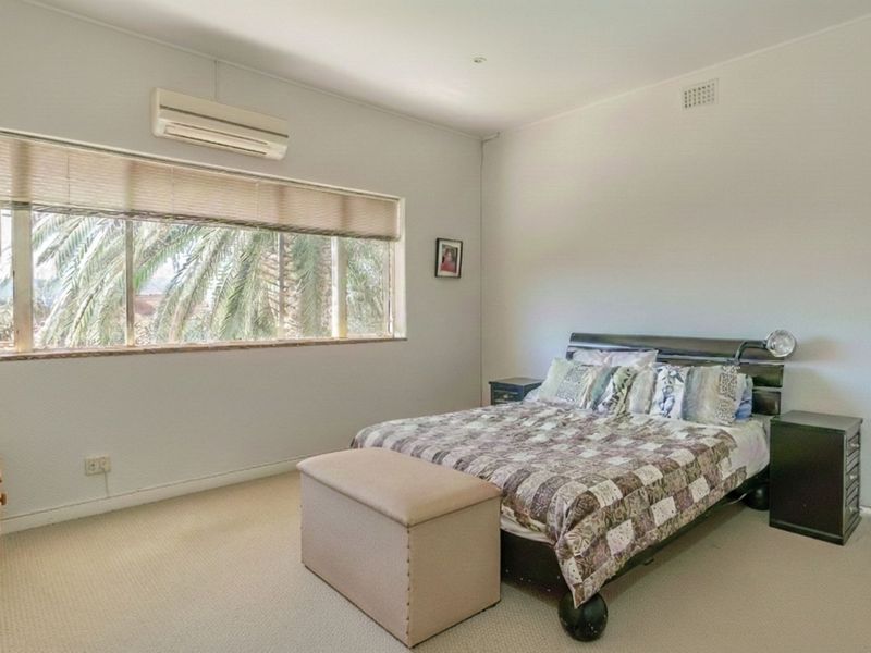 House For Sale in Vredehoek - Photo 10