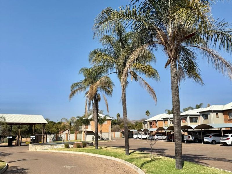 Townhouse For Sale in Pretoria West - Photo 8