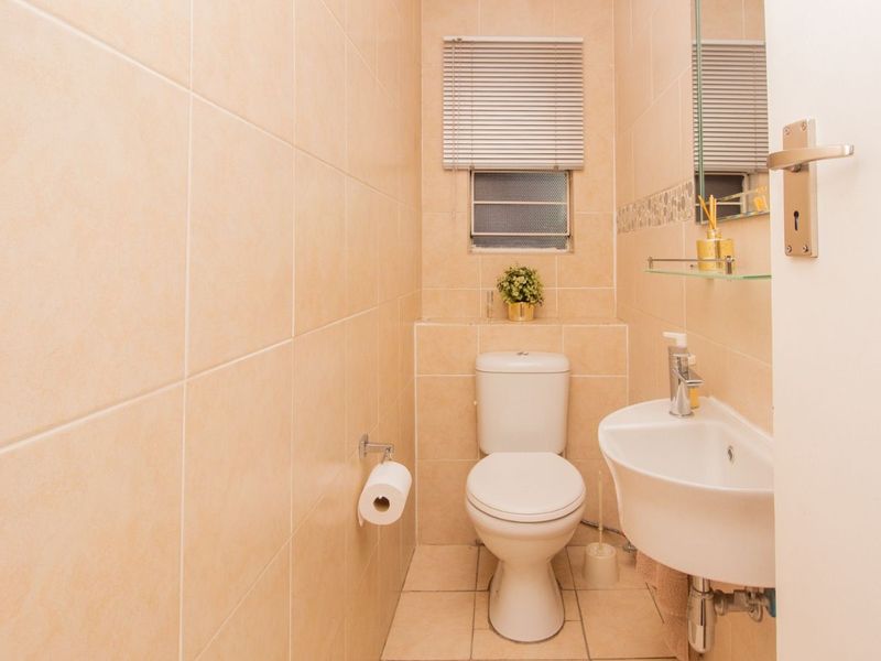 Apartment To Rent in Jacanlee - Photo 10