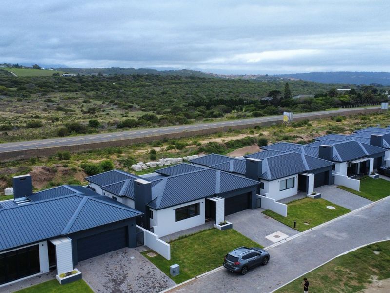 House For Sale in Tergniet - Photo 2