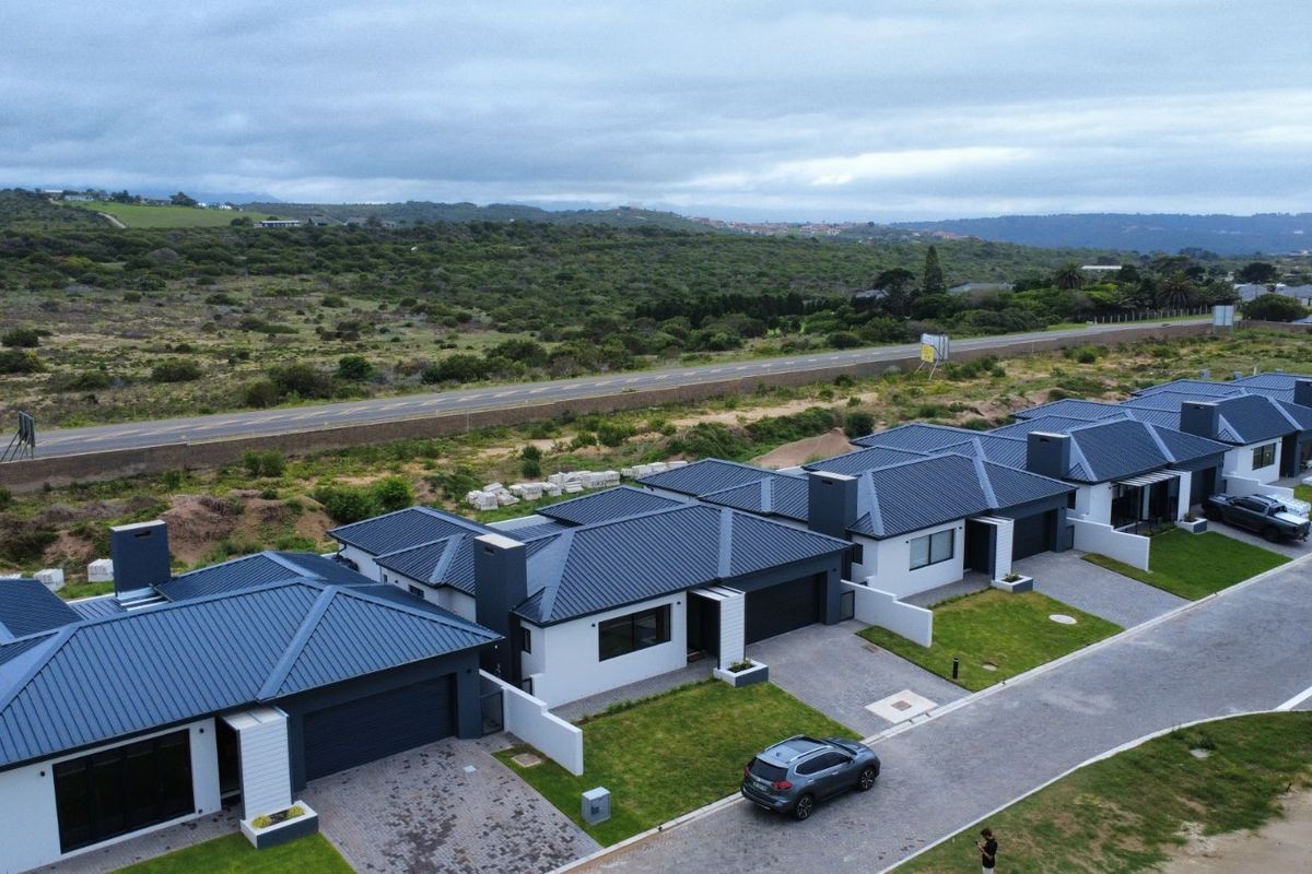 House For Sale in Tergniet - Photo 2