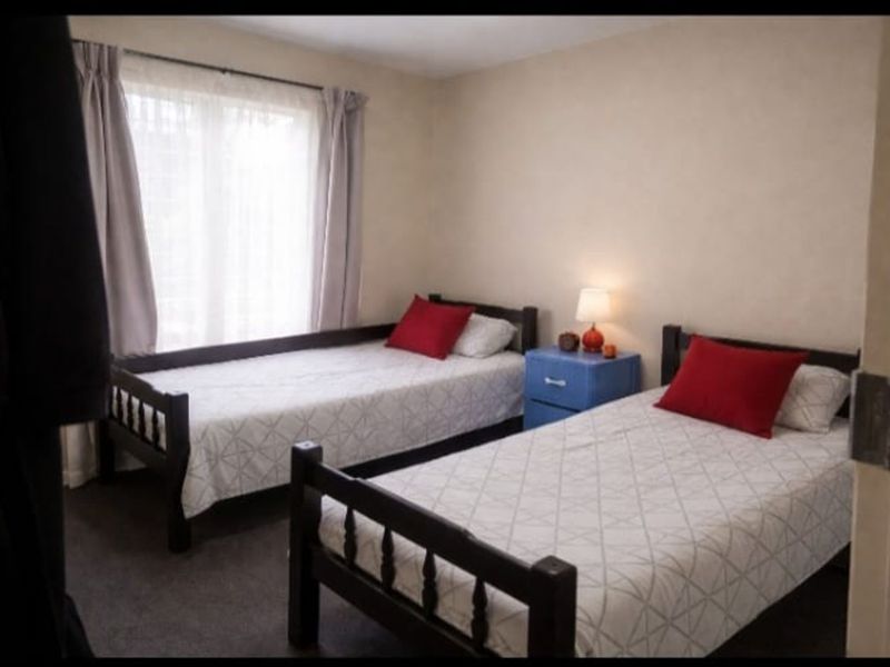 Townhouse For Sale in Weltevreden Park - Photo 5