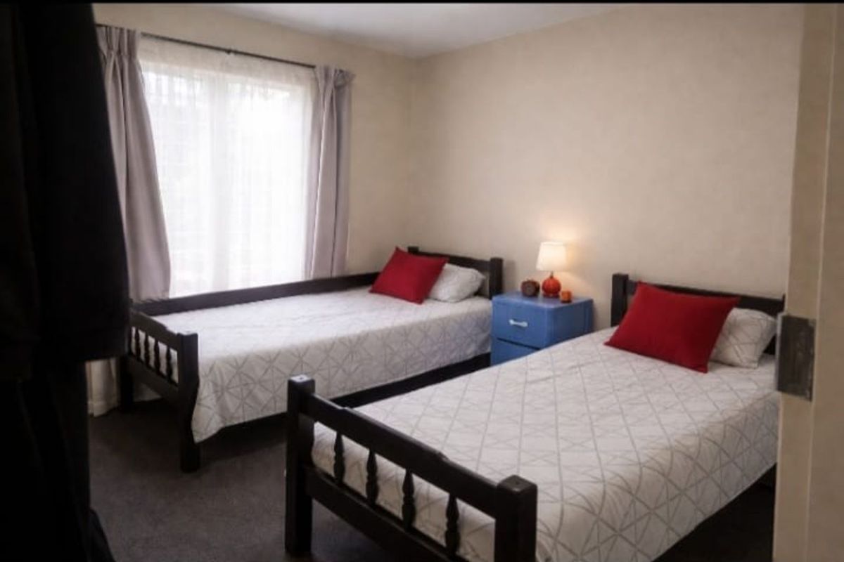 Townhouse For Sale in Weltevreden Park - Photo 5