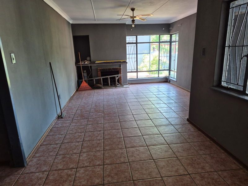 House For Sale in Kuruman Central - Photo 3