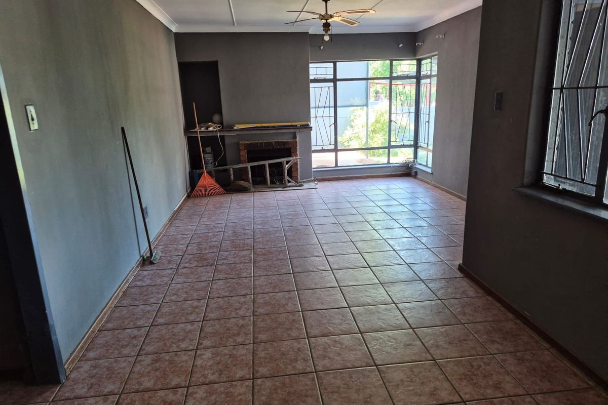 House For Sale in Kuruman Central - Photo 3