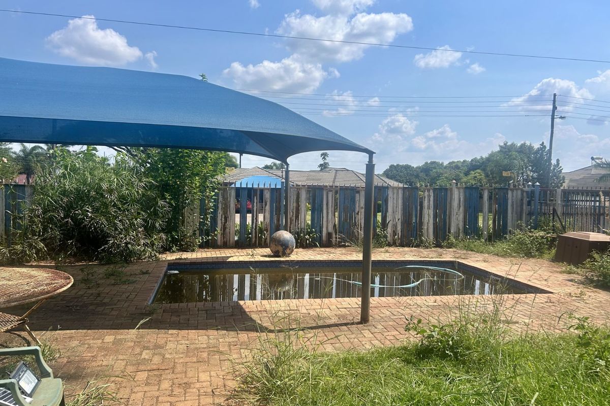 House For Sale in Louis Trichardt Central - Photo 2