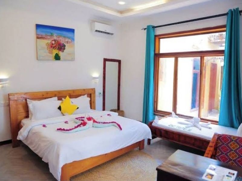 Guest House For Sale in Green Point - Photo 7