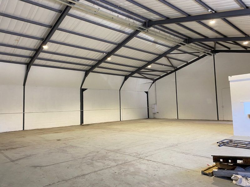 Industrial To Rent in Retreat - Photo 2