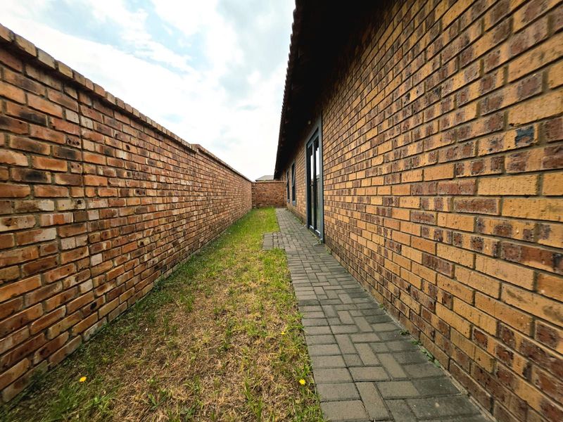 House To Rent in Secunda Central - Photo 3