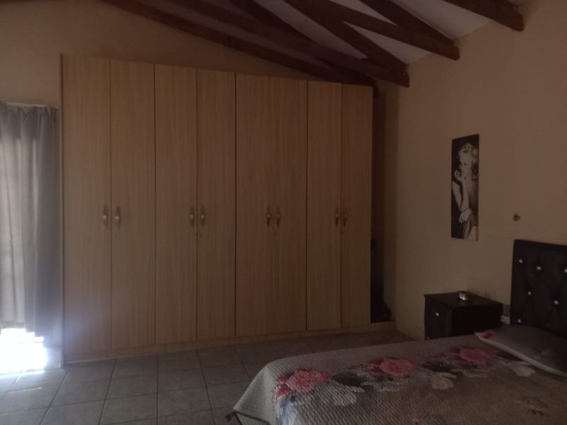 House For Sale in Dendron Central - Photo 4