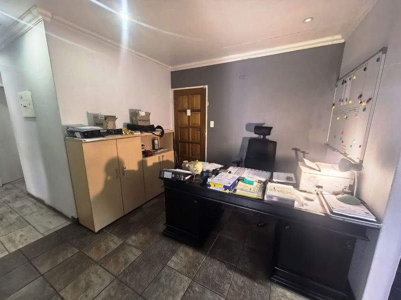 House For Sale in The Reeds - Photo 8