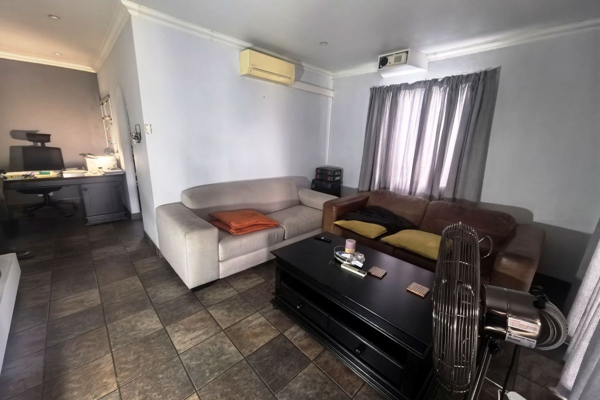 House For Sale in The Reeds - Photo 4