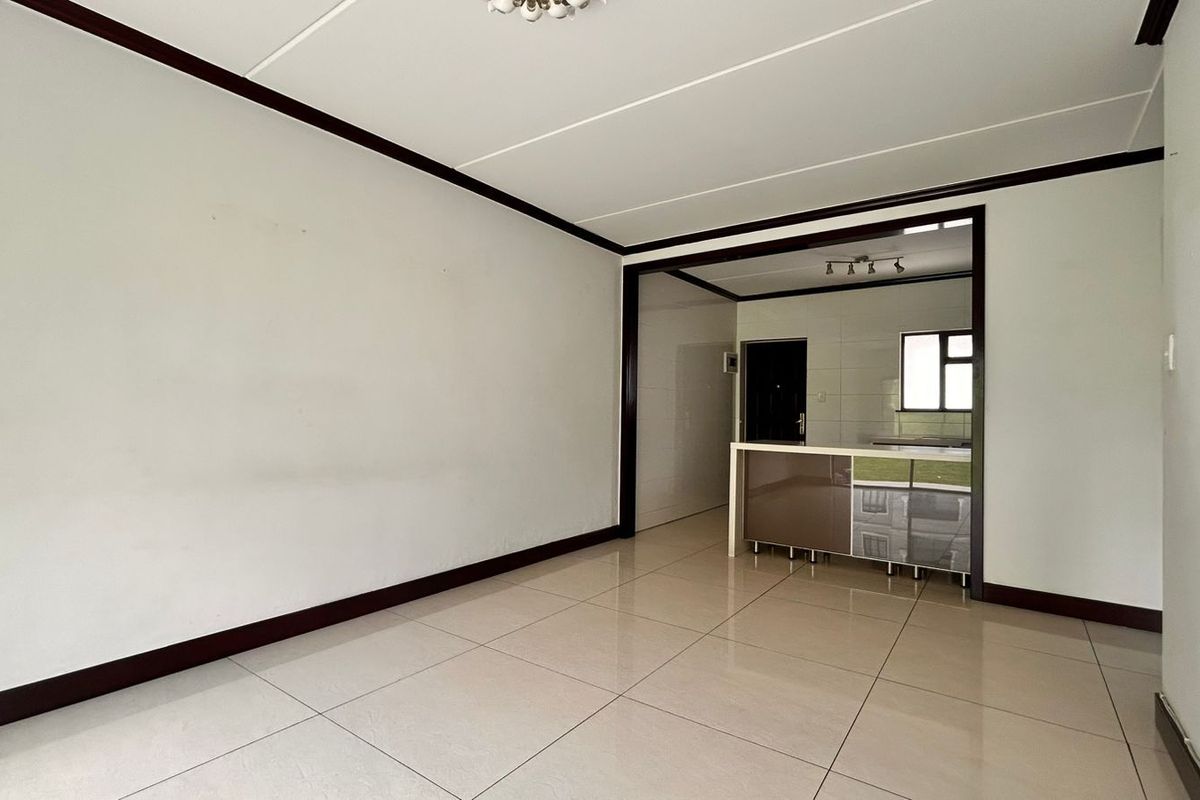Apartment For Sale in Fourways - Photo 5