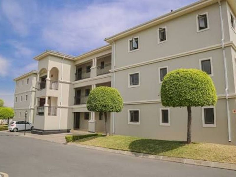 Apartment For Sale in Fourways - Photo 2