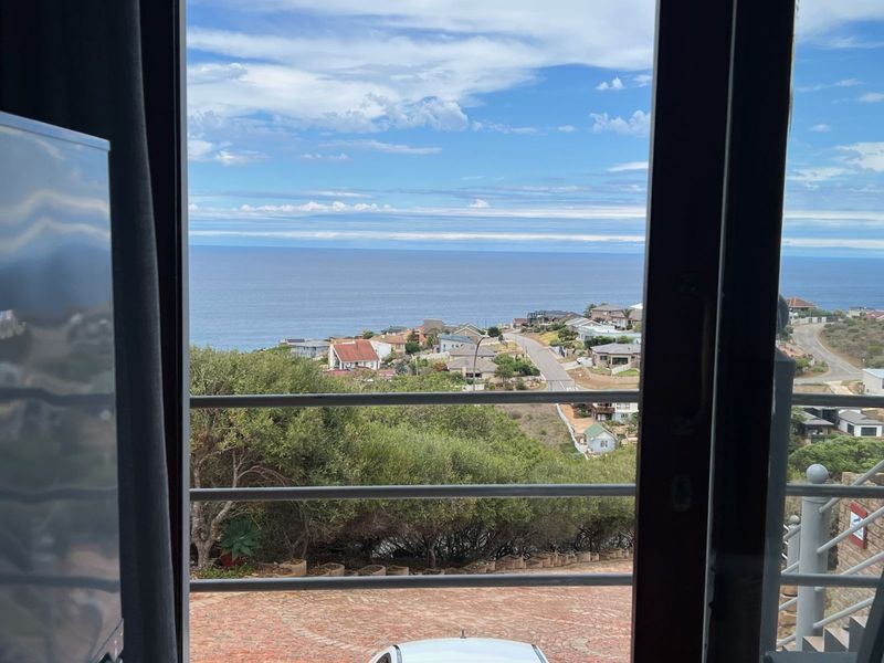 House For Sale in Dana Bay - Photo 9