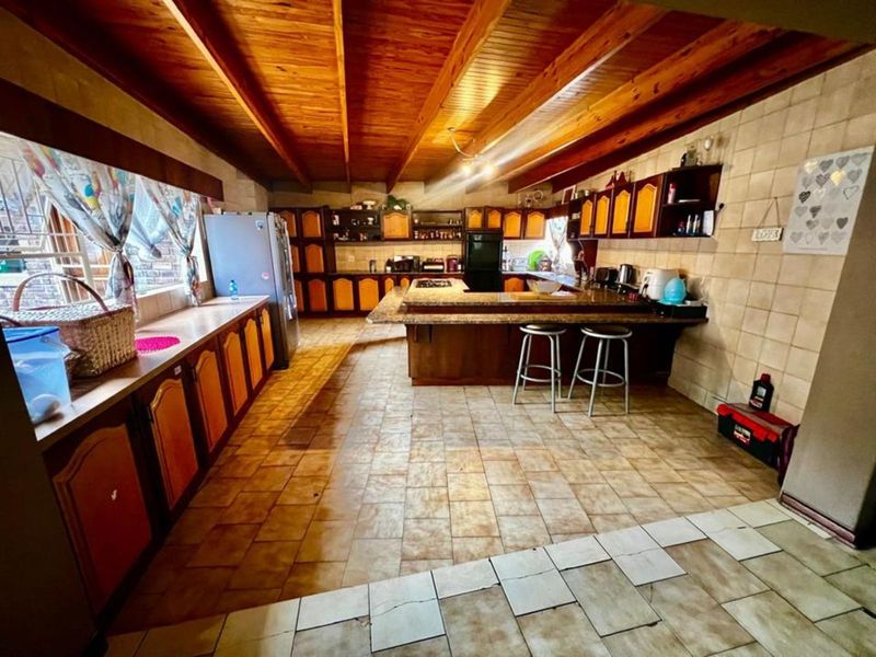 House For Sale in Nederlandpark - Photo 9