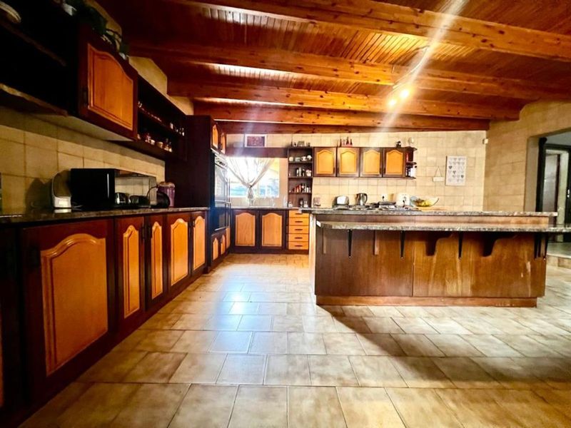 House For Sale in Nederlandpark - Photo 10