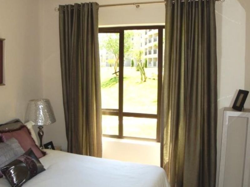 Apartment For Sale in Noordwyk - Photo 7