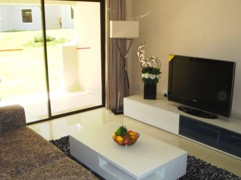 Apartment For Sale in Noordwyk - Photo 5