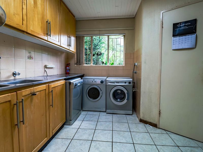 House For Sale in Rooihuiskraal - Photo 6