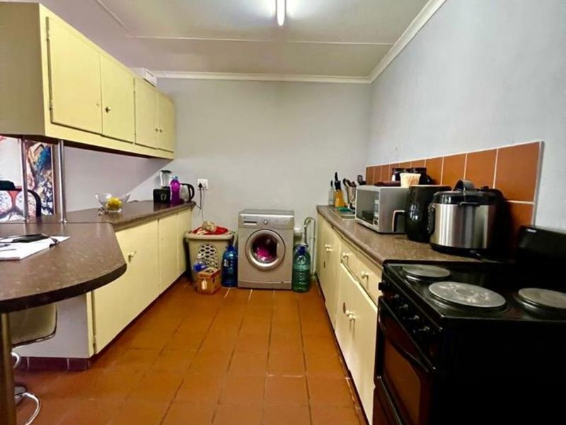 House For Sale in Ermelo Central - Photo 4