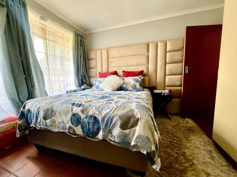 House For Sale in Ermelo Central - Photo 5