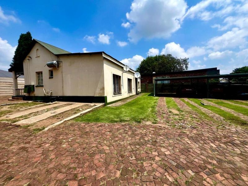 House For Sale in Ermelo Central - Photo 9