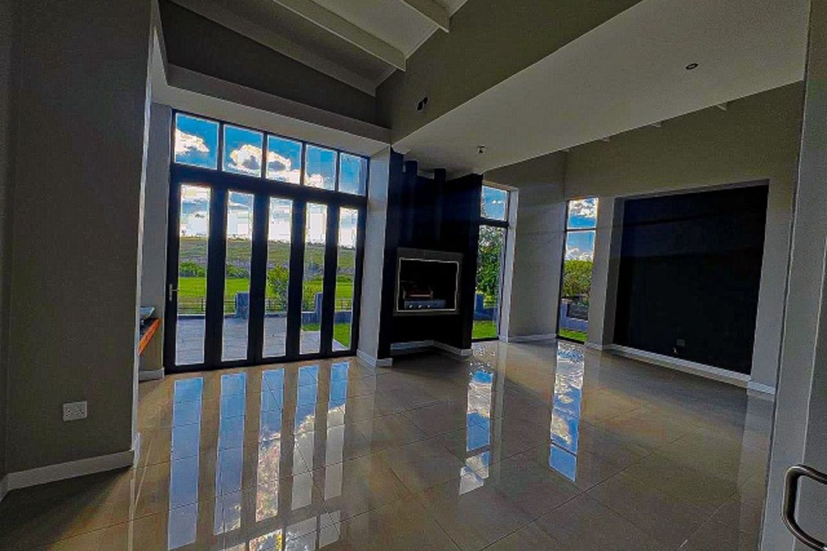 House For Sale in Copperleaf Estate - Photo 3