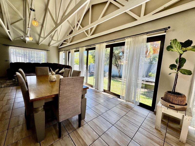 House For Sale in Secunda Central - Photo 2