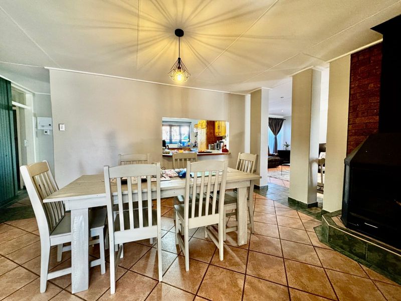 House For Sale in Secunda Central - Photo 9