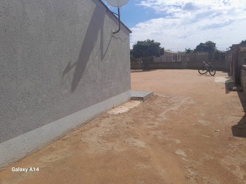 House For Sale in Hammanskraal Central - Photo 9