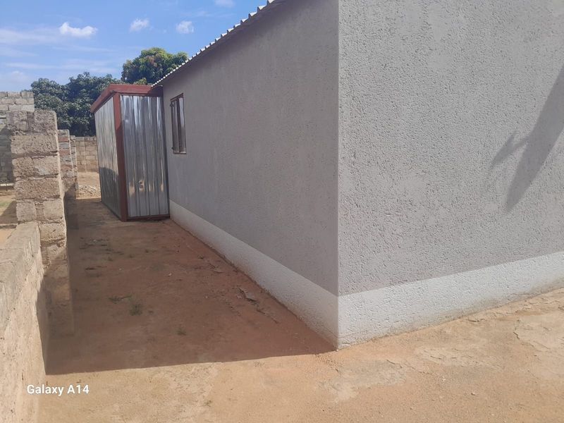 House For Sale in Hammanskraal Central - Photo 8