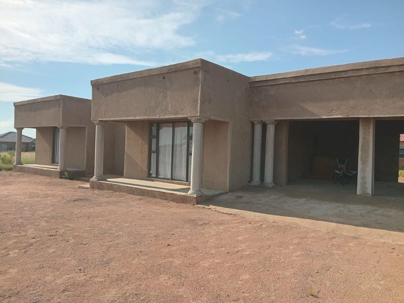 House For Sale in Hammanskraal Central - Photo 4