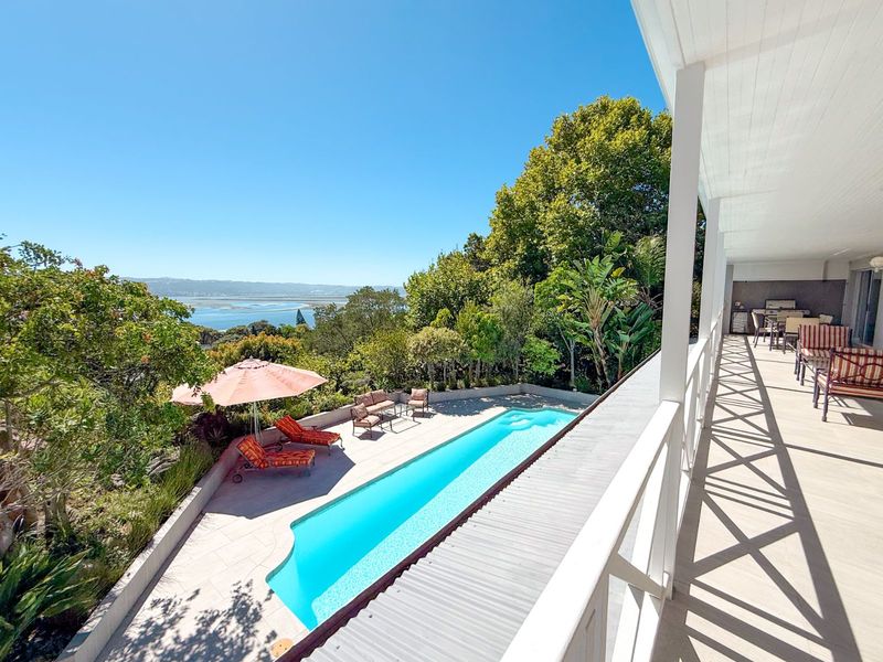 House For Sale in Belvedere - Photo 2