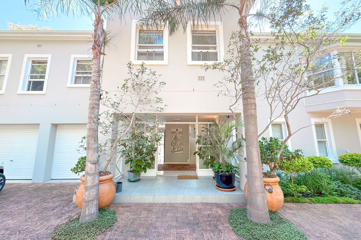 House For Sale in Belvedere - Photo 3