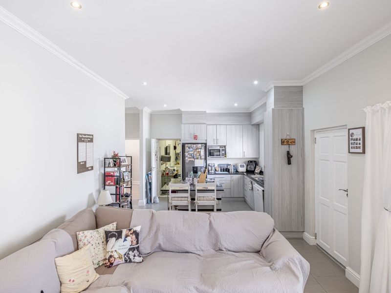 House For Sale in Westbrook - Photo 9