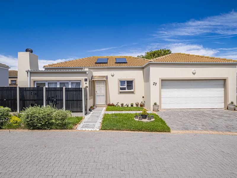 House For Sale in Westbrook - Photo 2