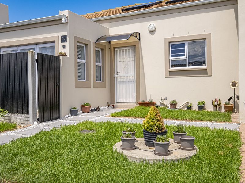 House For Sale in Westbrook - Photo 4