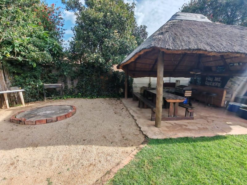 House For Sale in Pierre Van Ryneveld - Photo 3