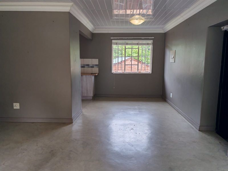 House For Sale in Pierre Van Ryneveld - Photo 5