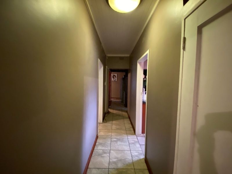 House For Sale in New Park - Photo 9