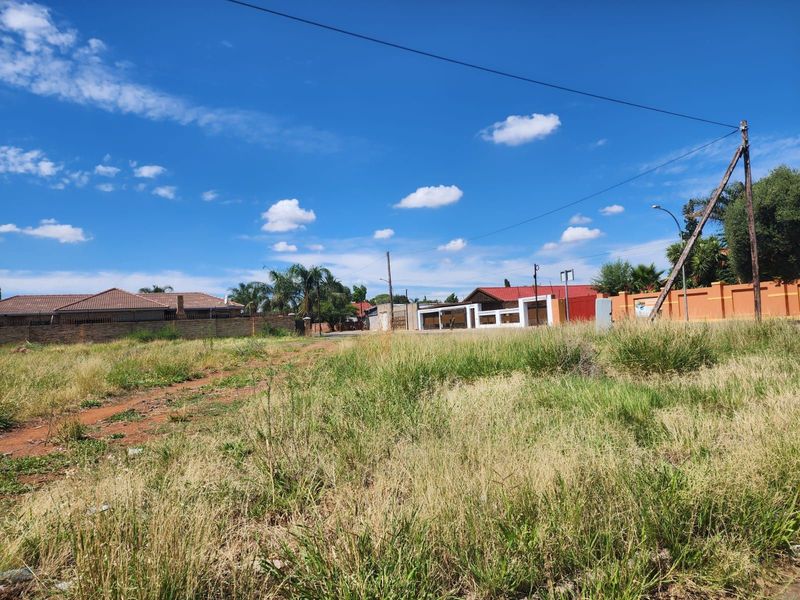 Vacant Land Residential For Sale in Rhodesdene - Photo 3