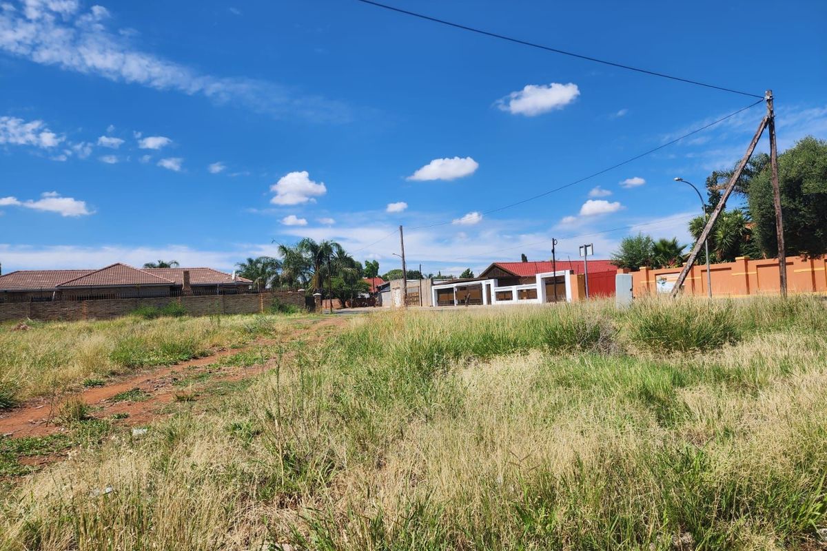 Vacant Land Residential For Sale in Rhodesdene - Photo 3